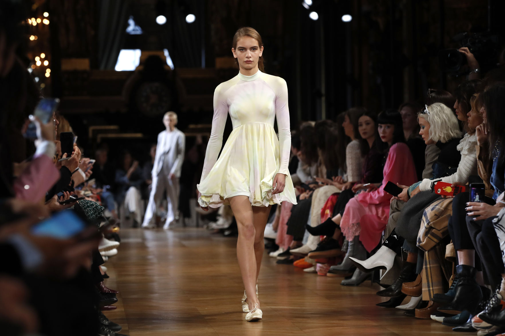 Paris Fashion 2018 McCartney